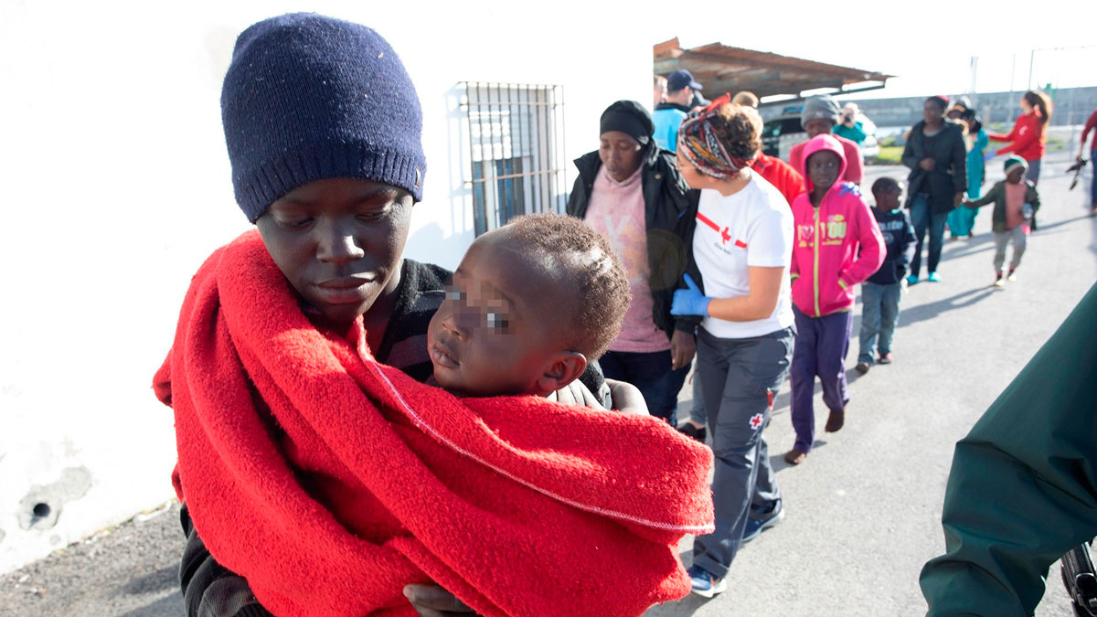 España presenta el lunes a Canarias su propuesta de reparto de menores migrantes