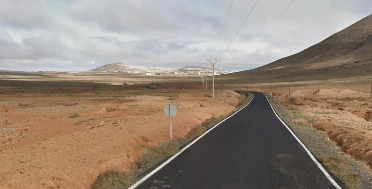 Driver Seriously Injured Following Fall in La Caldereta