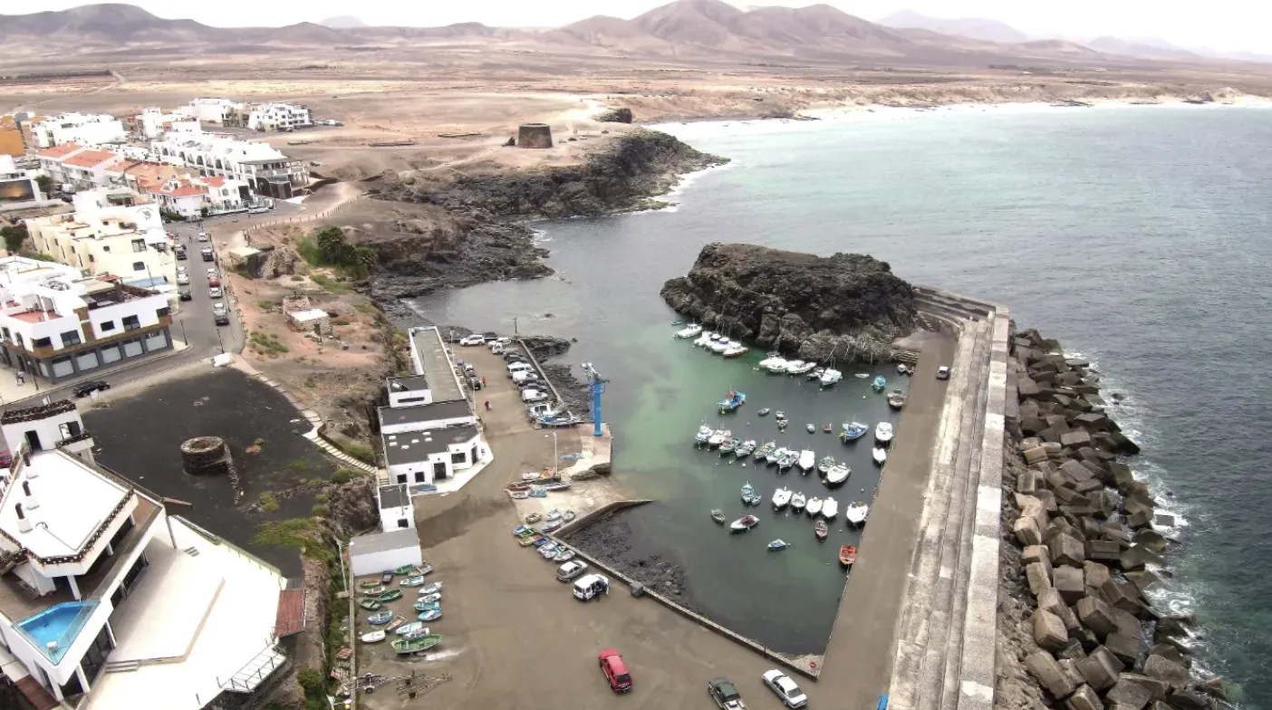 €200,000 for the Improvement of the Fishing Shelter in El Cotillo