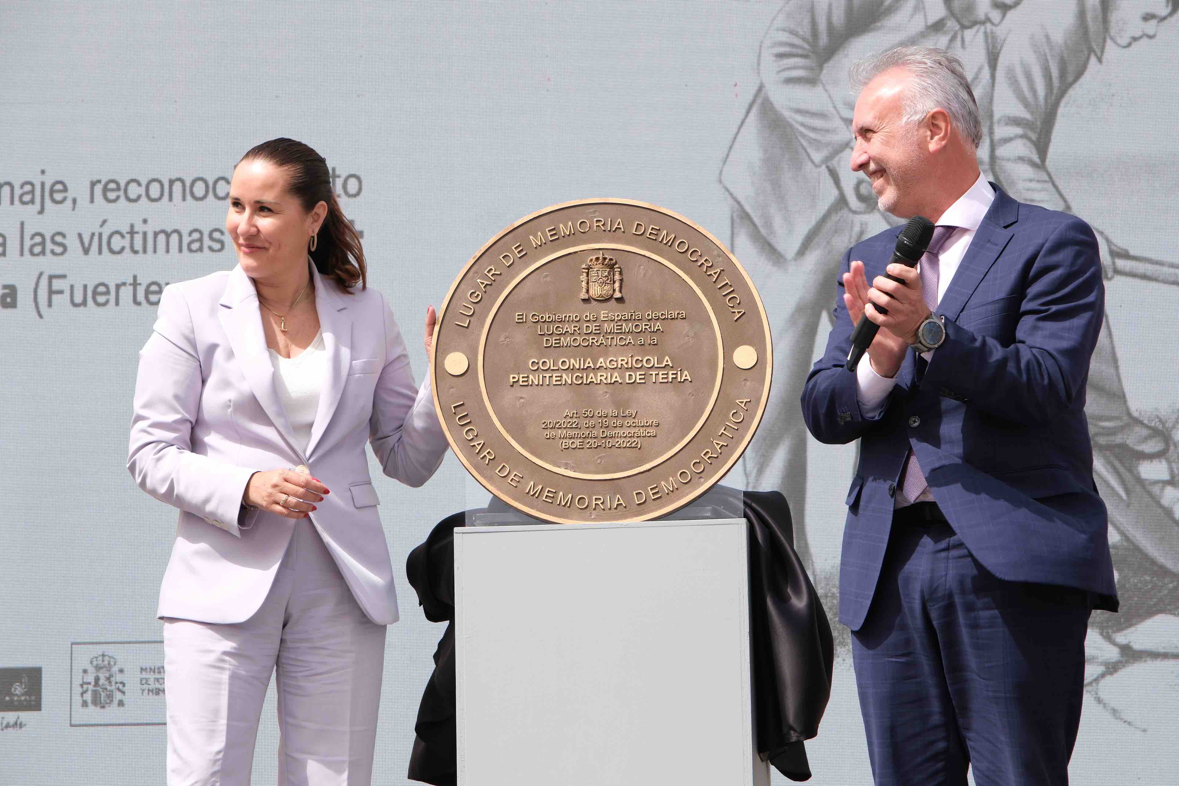 Tef&iacute;a ya es un emblema de la memoria por la dignidad