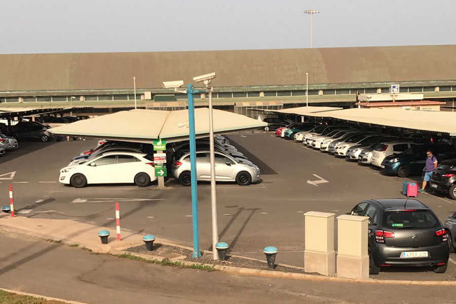 Canarias pide a Anea bonificar el Parking del aeropuerto a los residentes en un 75%