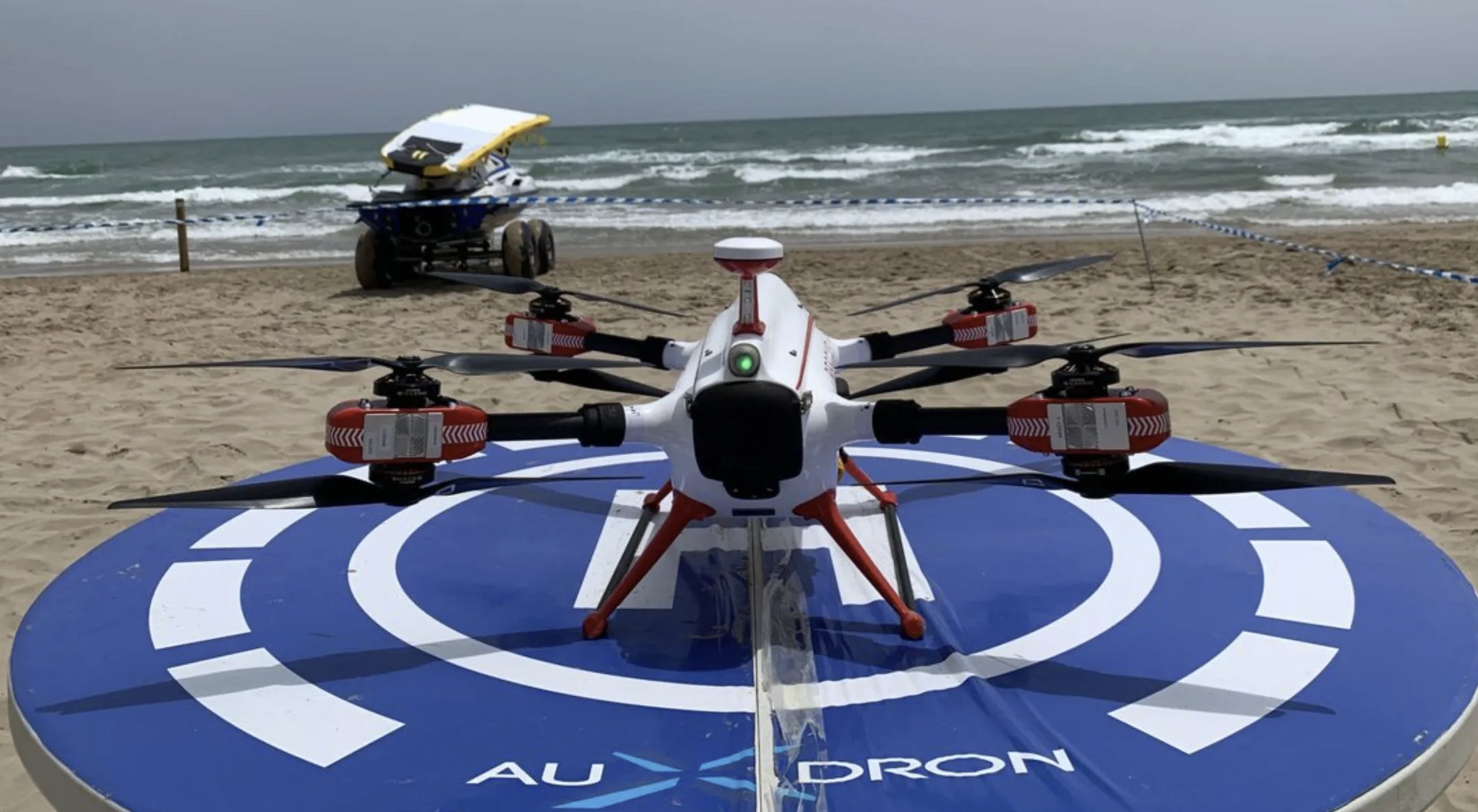 31 personas rescatadas y mas de 1000 intervenciones de los drones de rescate en La Oliva