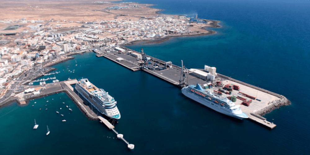 La autoridad portuaria cierra el puerto de la capital majorera por el temporal