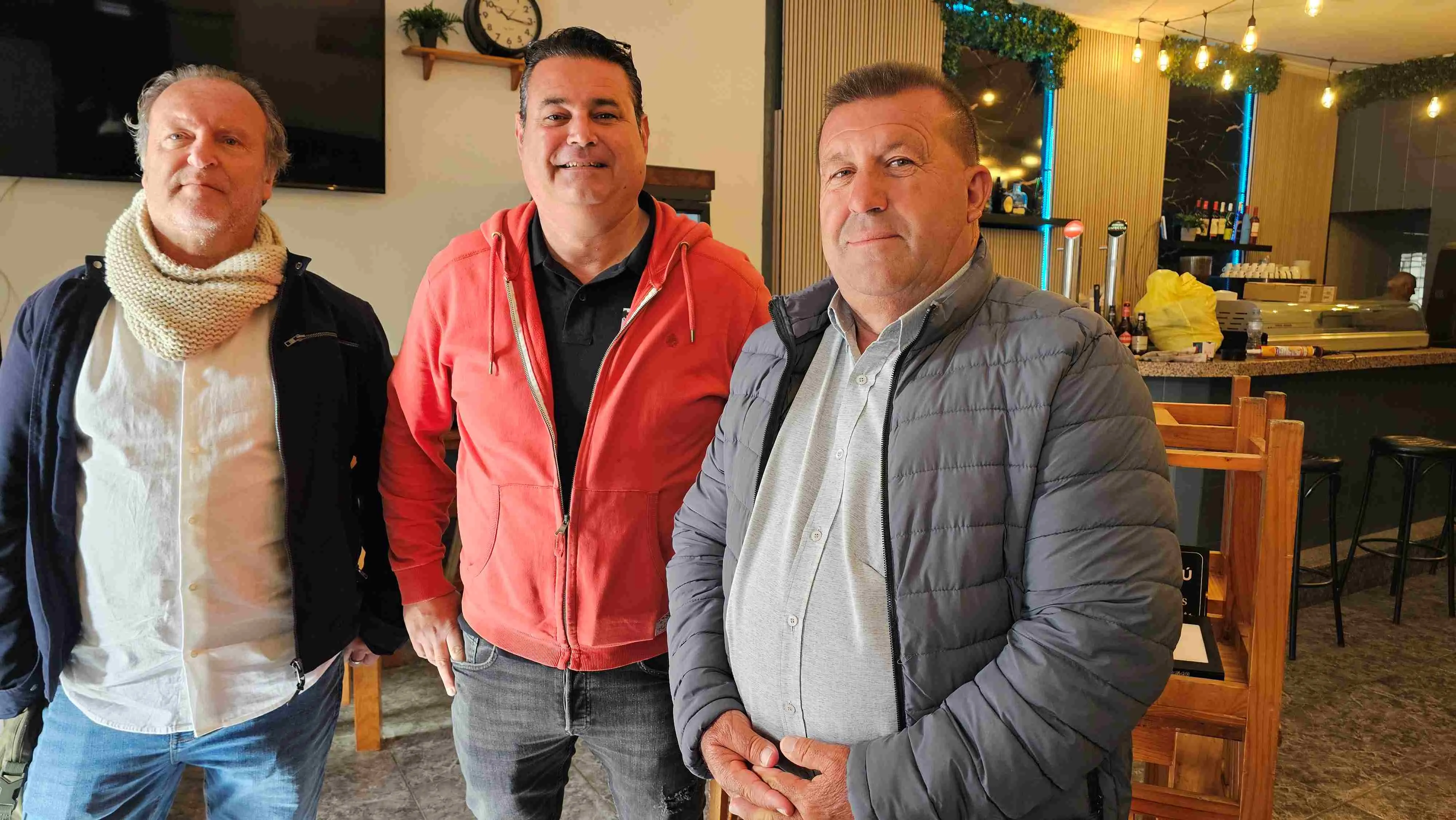 Antigua Welcomes the Tapas Bar Restaurant La Real 32