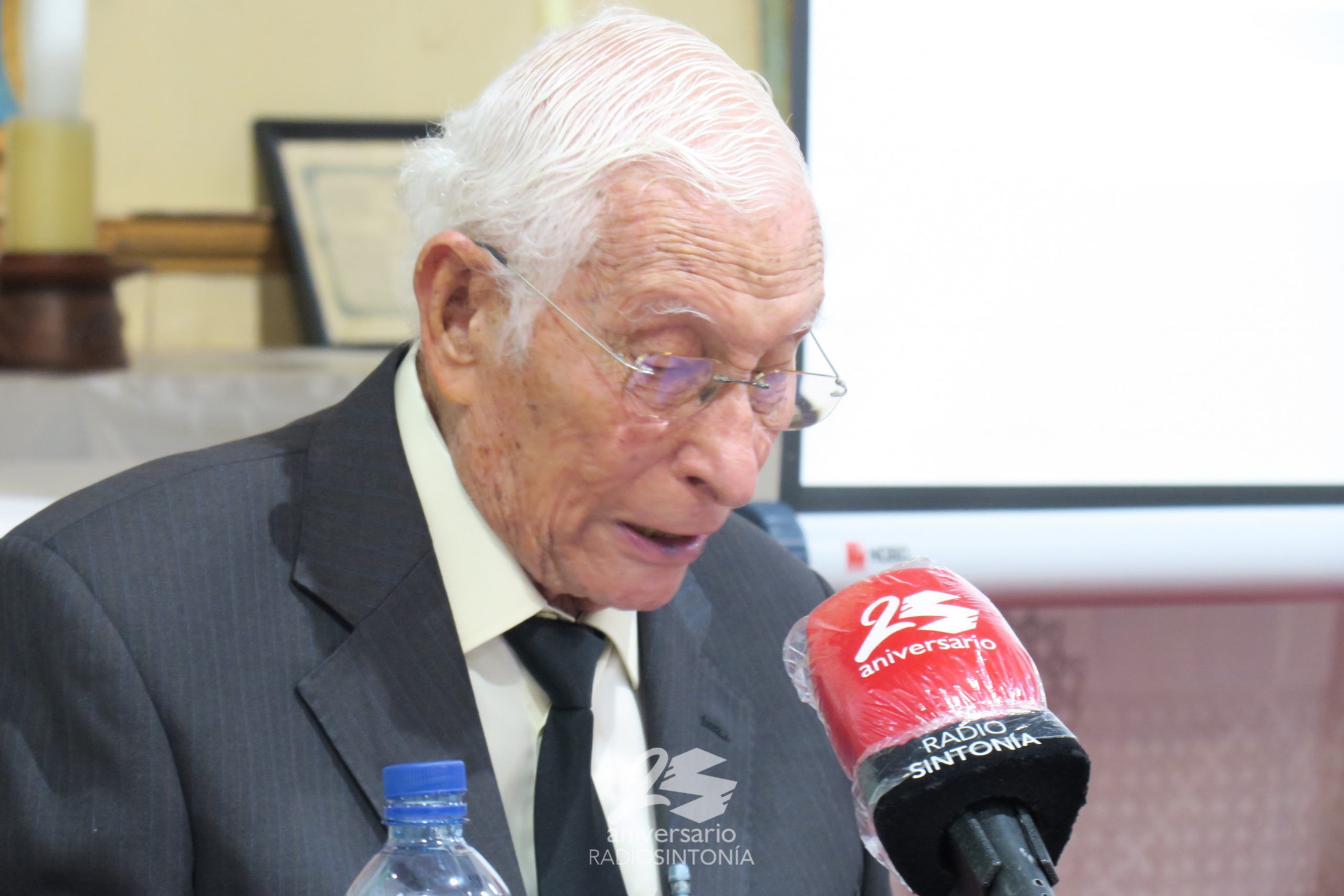 La capital homenajea a un hombre bueno