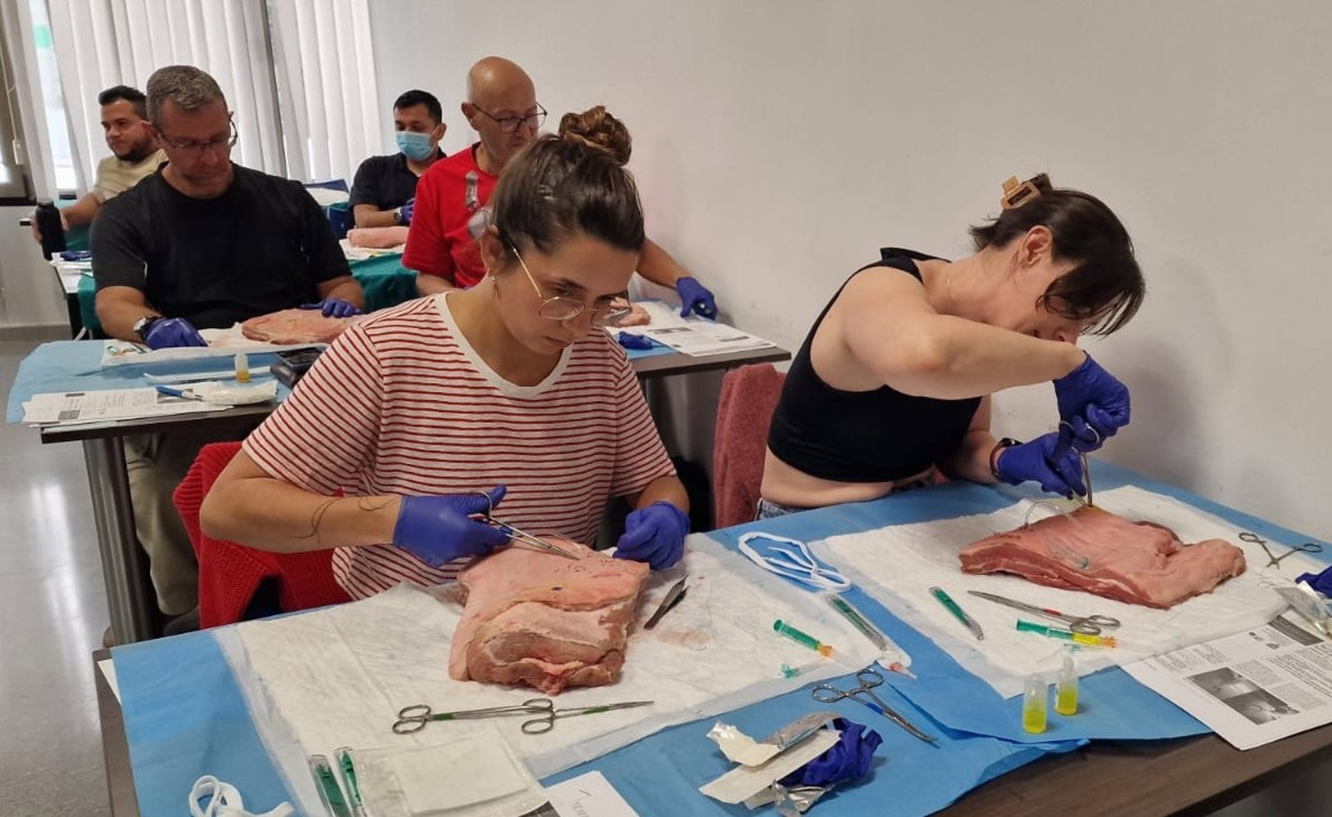 El Hospital de Fuerteventura forma a profesionales de Atenci&oacute;n Primaria en cirug&iacute;a menor