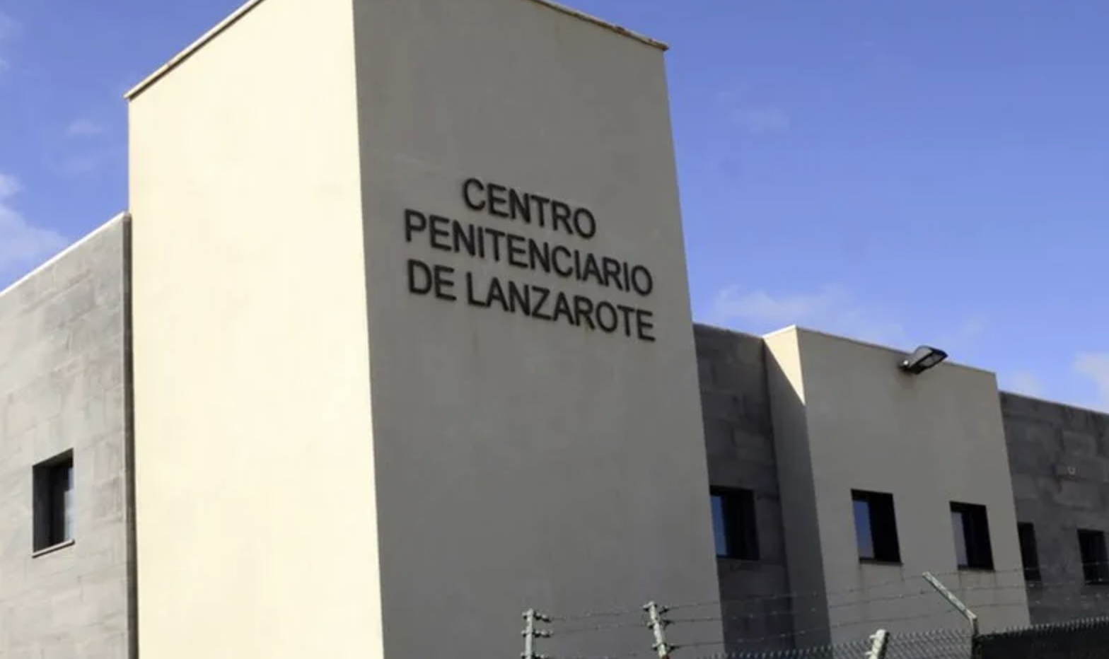 Prisi&oacute;n provisional y sin fianza para el joven acusado de matar a su madre en Corralejo