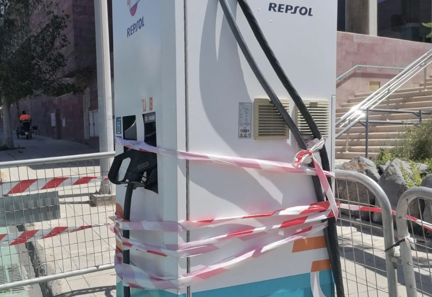 Los v&aacute;ndalos se ceban con los puntos de recarga para veh&iacute;culos el&eacute;ctricos