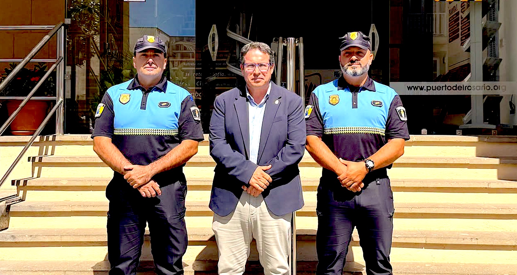 Dos nuevos oficiales para la polic&iacute;a local capitalina