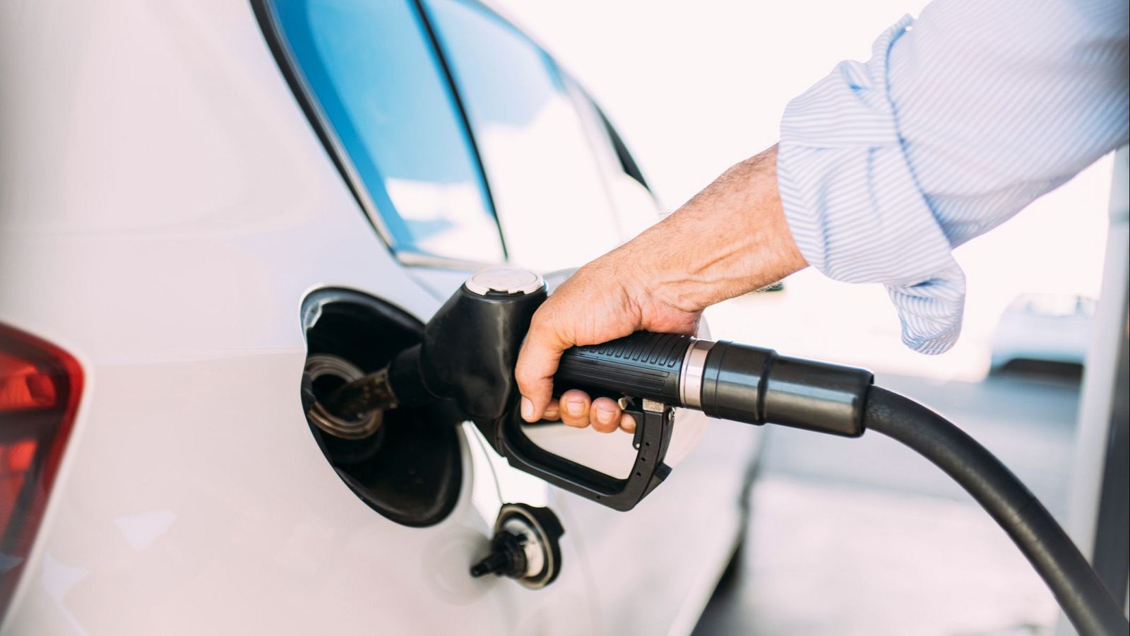 Sigue la bonificaci&oacute;n de gasolina y gasoil en las islas verdes