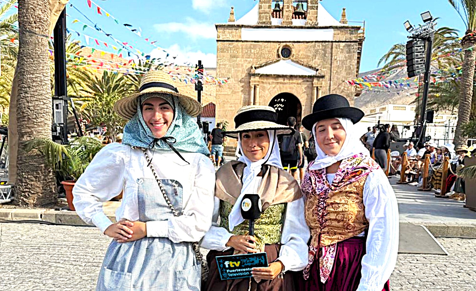 Fuerteventura Televisi&oacute;n lleva a todos los hogares la romer&iacute;a de nuestra se&ntilde;ora de La Pe&ntilde;a