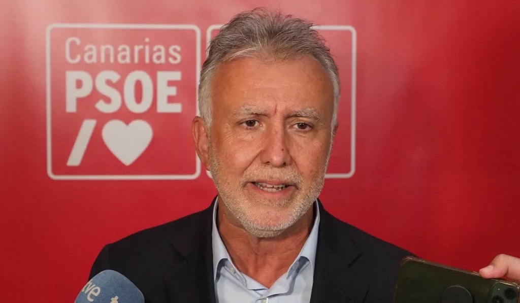 Torres afirma que "no pactar&aacute; con Vox ni con el PP de Feij&oacute;o"