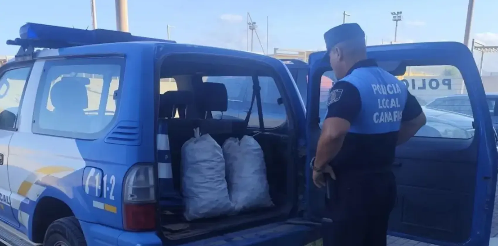 Imagen de una actuación policial relacionada con la extracción ilegal de marisco en Fuerteventura